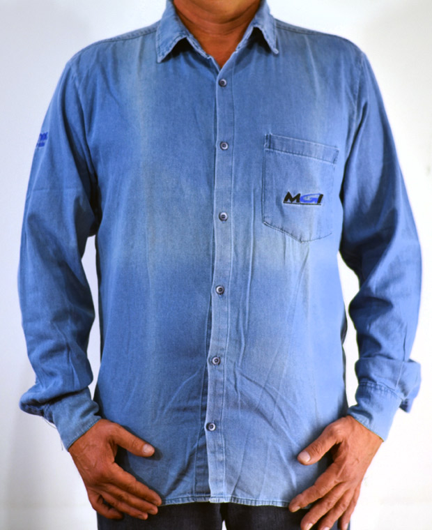uniforme comercial mgi